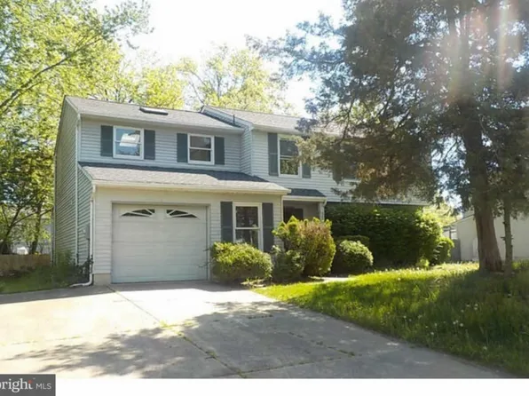 92 Kent Ave, Marlton, NJ 08053