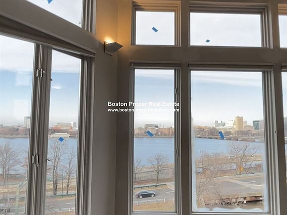 27 Bay State Rd. #5 Boston - Kenmore Unit Photo 9