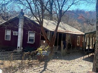 2640 Cave Creek Rd, Batesville, AR 72501