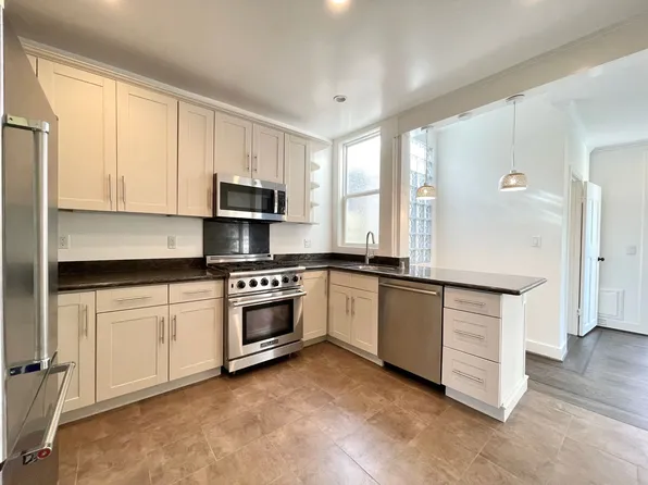 794-796 Moultrie St, San Francisco, CA 94110