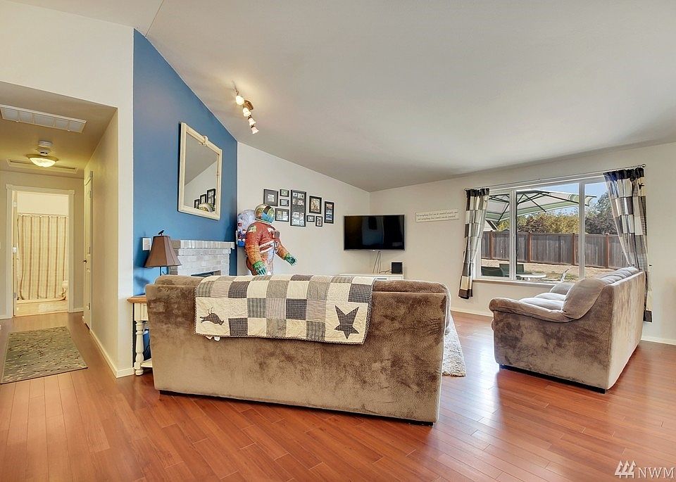 1st image of 21711 94th Avenue Ct E