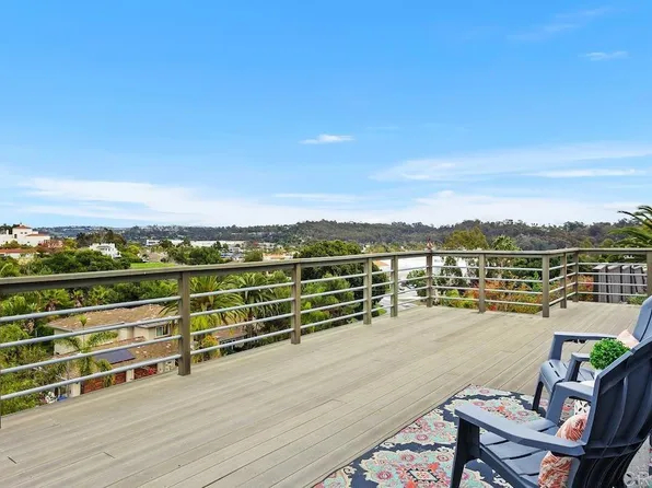 1828 Ivy Rd, Oceanside, CA 92054