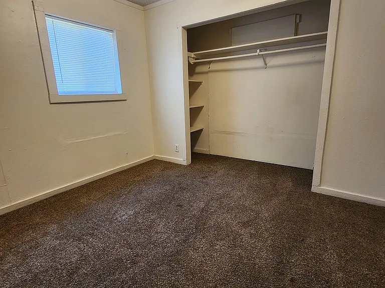 418 S Wc Riles St — Photo 9