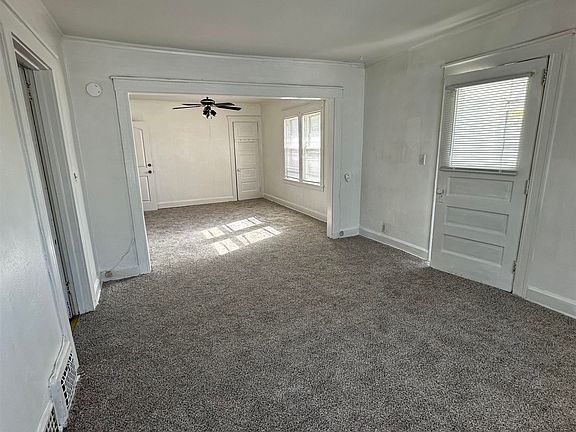 2nd image of 1652-1654 6th Ave