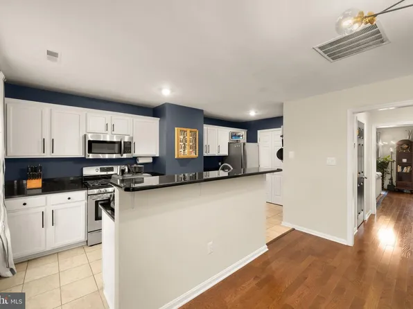 1636 S Taylor St, Arlington, VA 22204