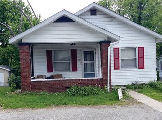 2907 Edgewood Ave, Alton, IL 62002