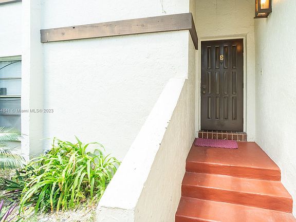 5th image of 11023 SW 132nd Ct #16-3