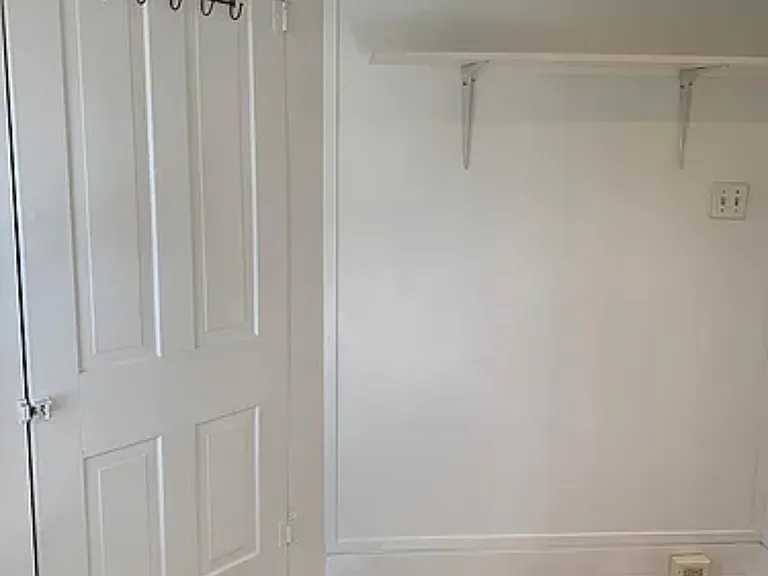434 W Commerce St #1 — Photo 19