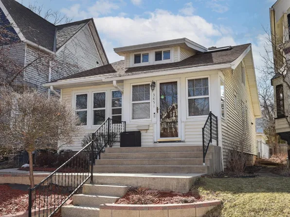 3451 North Bartlett AVENUE, Milwaukee, WI 53211