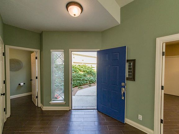 5th image of 11420 Malaguena Ln NE