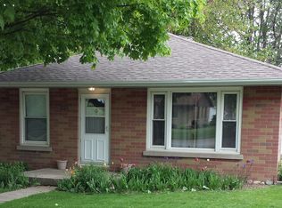 523 Penfield St, Beecher, IL 60401