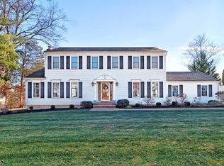 70 Tiffany Dr, East Hanover Twp., NJ 07936