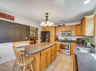 28 Oak Ter, Howell, NJ 07731