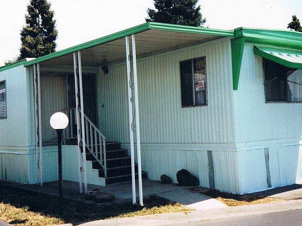 1st image of 2651 Parkside Dr