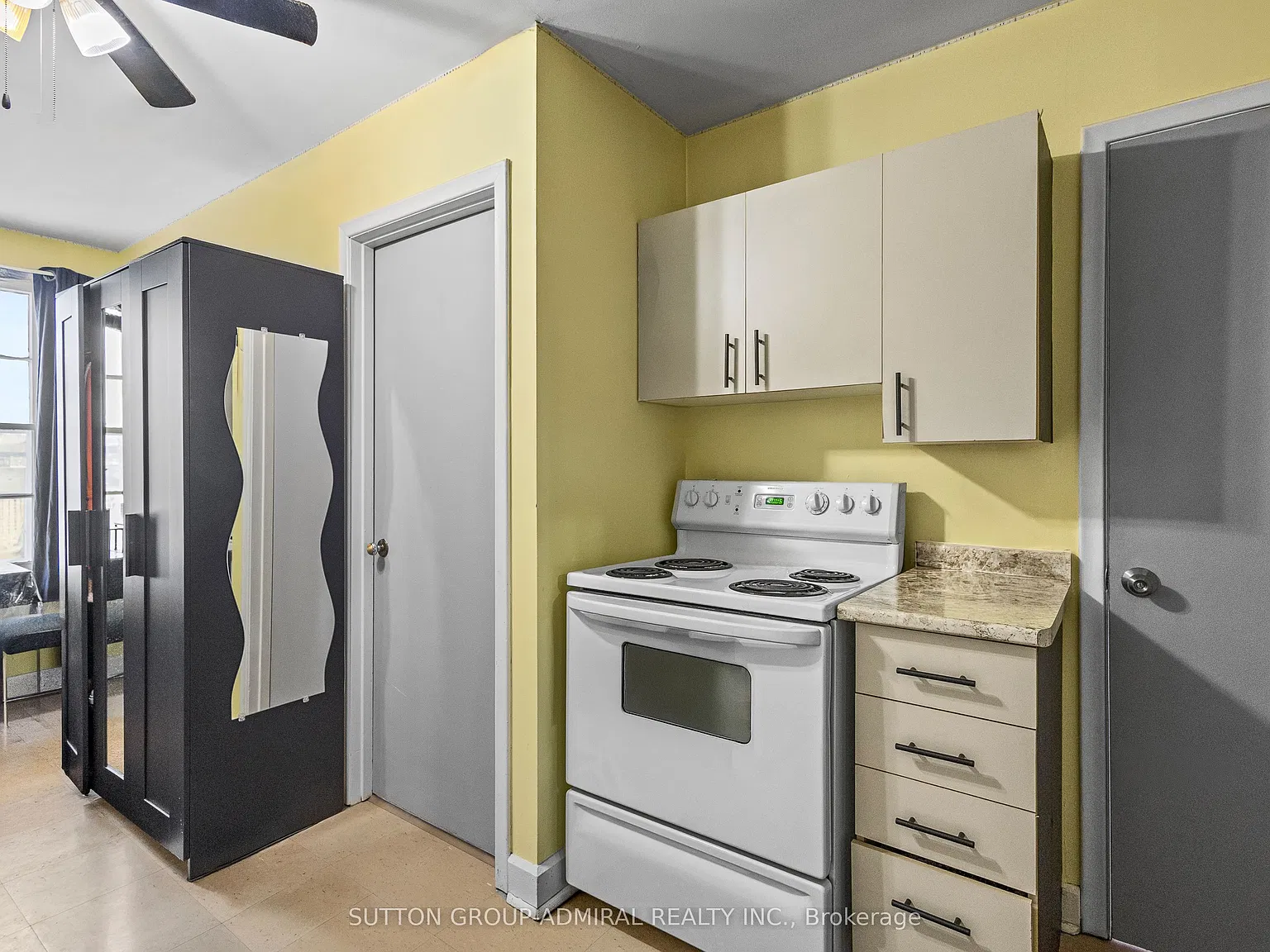 1 bed, $1,950 — Photo 4