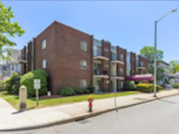 426 Pleasant St, Malden, MA 02148
