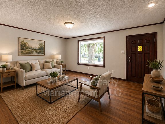 5th image of 2477 NW 40th St