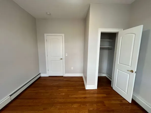 18-22 Wright Avenue image 3 of 5