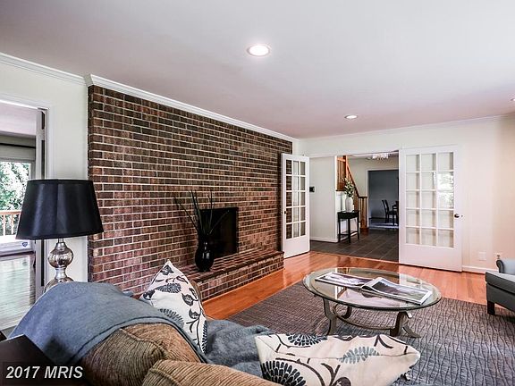 4th image of 710 Brighton Knolls Dr