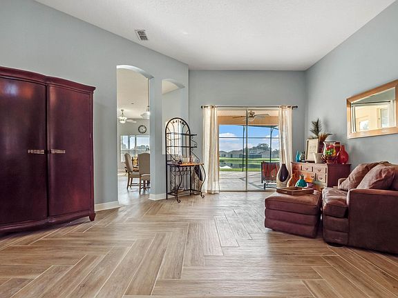 4th image of 3813 Golden Feather Way