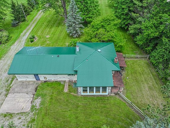 3rd image of 14161 Radcliffe Rd