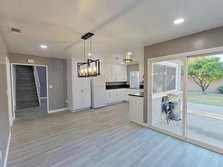 6661 Wrenfield Dr — Photo 8