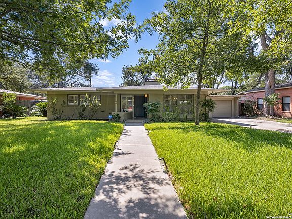 2nd image of 318 Northridge