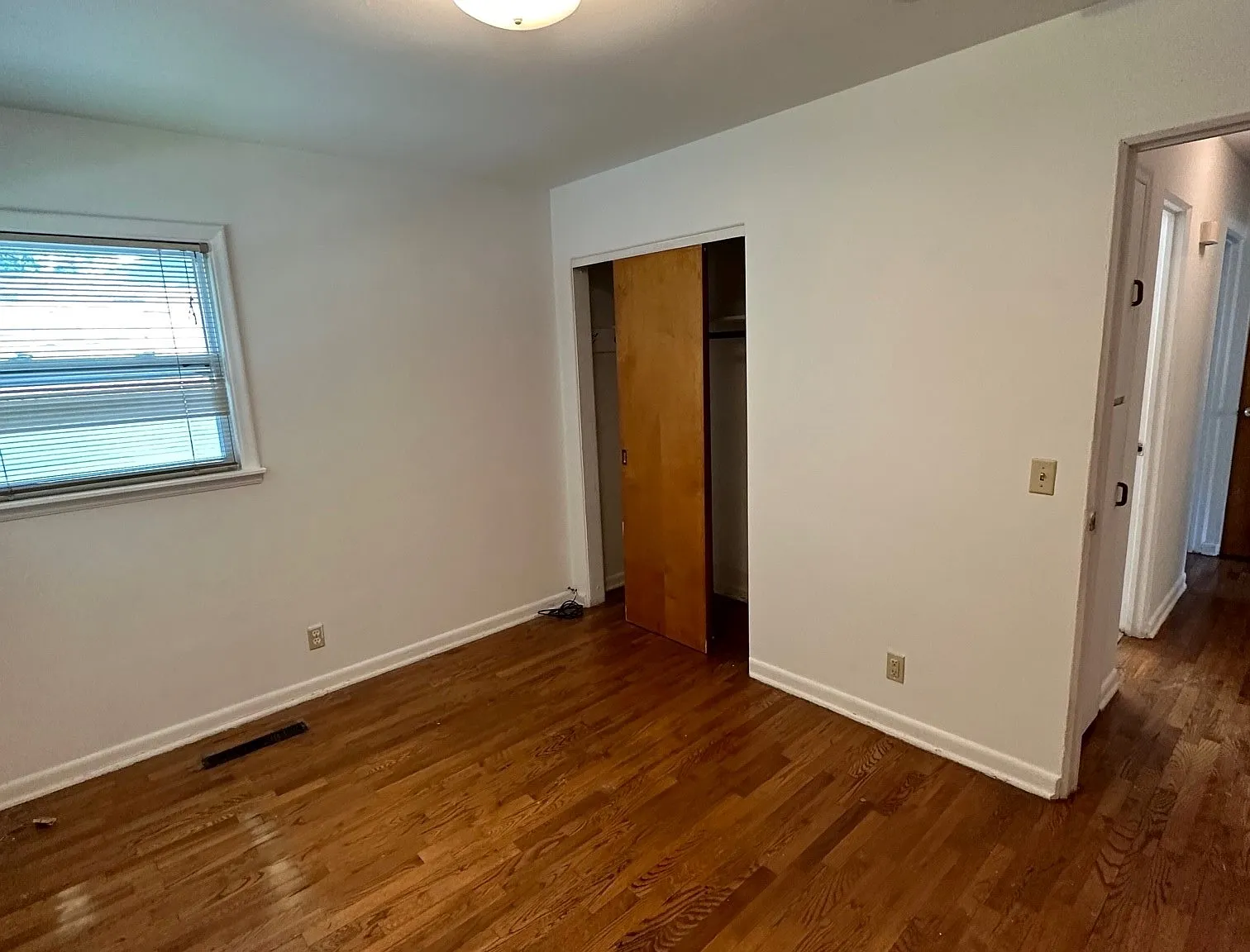 4 bed, 1016 sqft, $2,800 — Photo 3