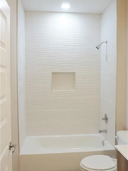 2918 W Kenwood St #2 — Photo 10