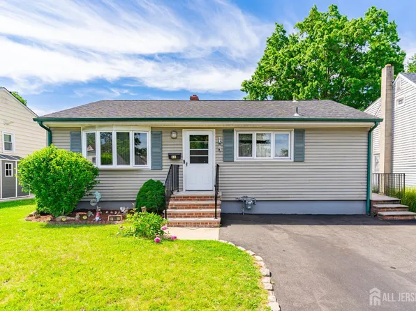 66 Rose St, Edison, NJ 08817