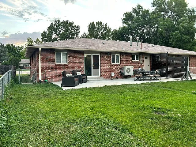 1122 Cypress Dr — Photo 7