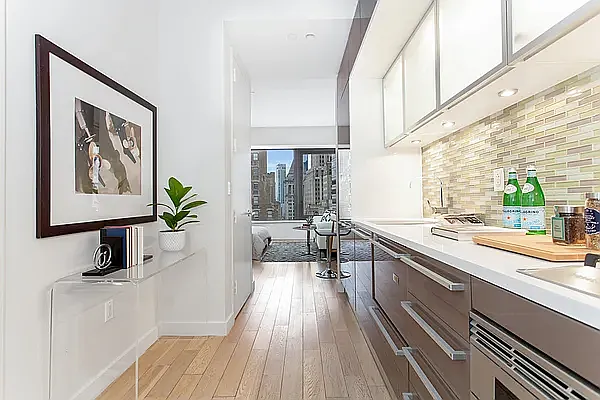 Sold by Platinum Properties | media 4
