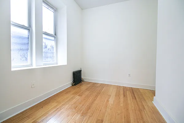 Rented by RENTBK LLC | media 7