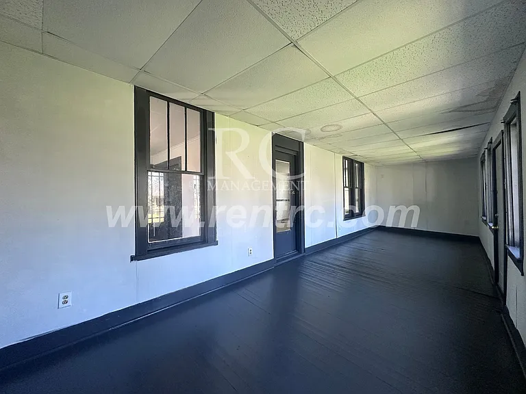 33 Bismark St — Photo 9
