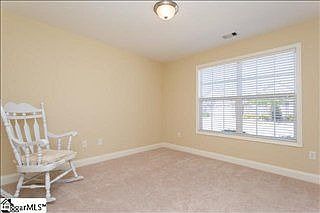3rd image of 104 Shalom Dr