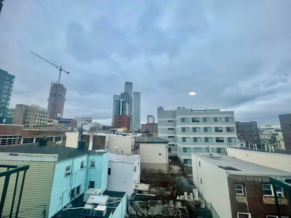 35 Rock Street image 9 of 30