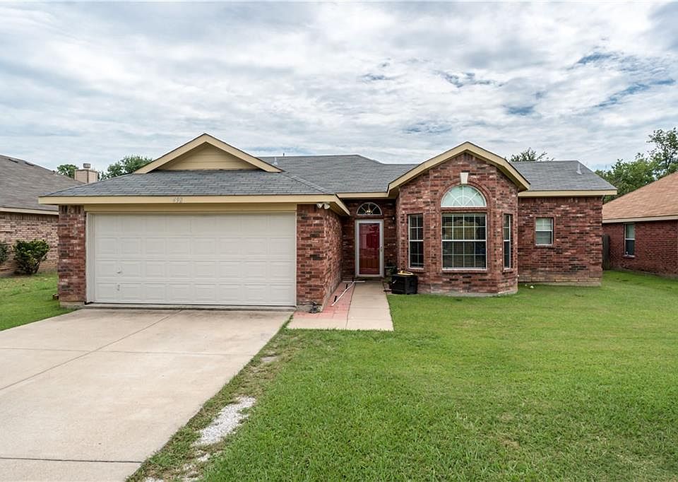 1st image of 498 Sunrise Cir