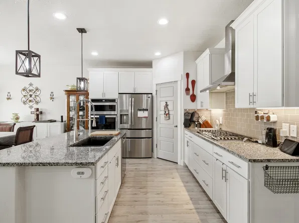 7559 N Riva Ridge Rd, Eagle Mountain, UT 84005