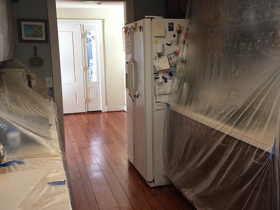 Front door, galley kitchen 