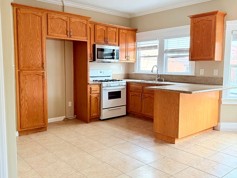 354 Chestnut Ave #27 — Photo 4