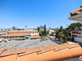 1733 Armacost Ave APT 1, Los Angeles, CA 90025
