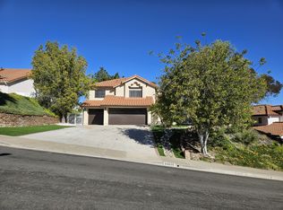 24825 Laurelcrest Ln, Newhall, CA 91381