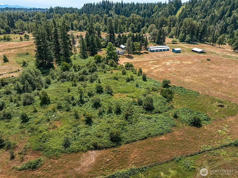 4th image of 21115 Renton Maple Valley Road