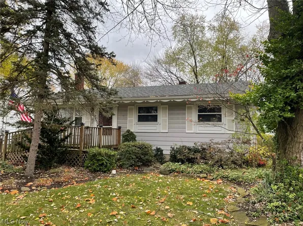 1401 Difford Dr, Niles, OH 44446