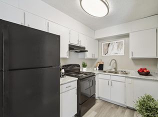 Claxton Pointe Apts, Dublin, GA 31021