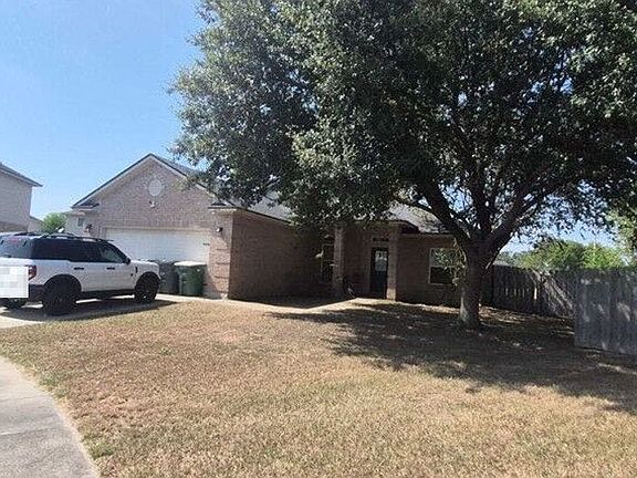 2nd image of 109 Water Oak Ct