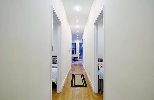 Rented by Julianna Realty Corp | media 4