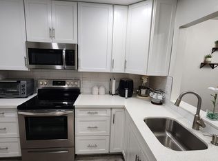 8400 Lagos De Campo Blvd APT 102, Tamarac, FL 33321