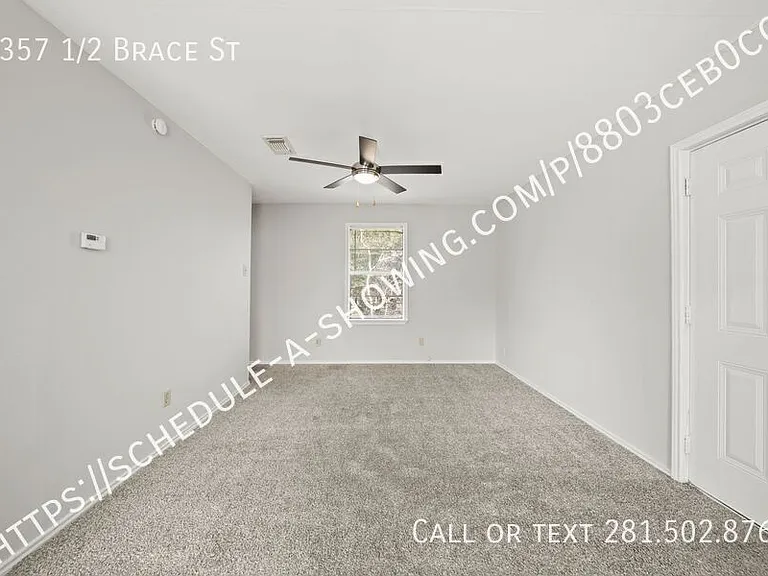 7357 1/2 Brace St — Photo 2