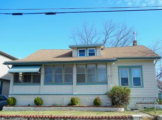211 Simpson Ave, National Park, NJ 08063
